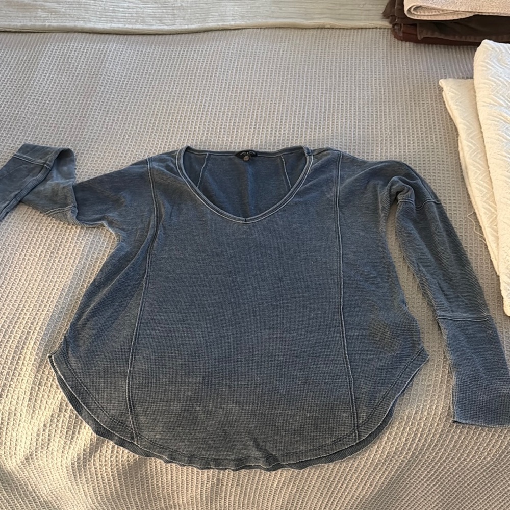 Women's Blue Long Sleeve Top